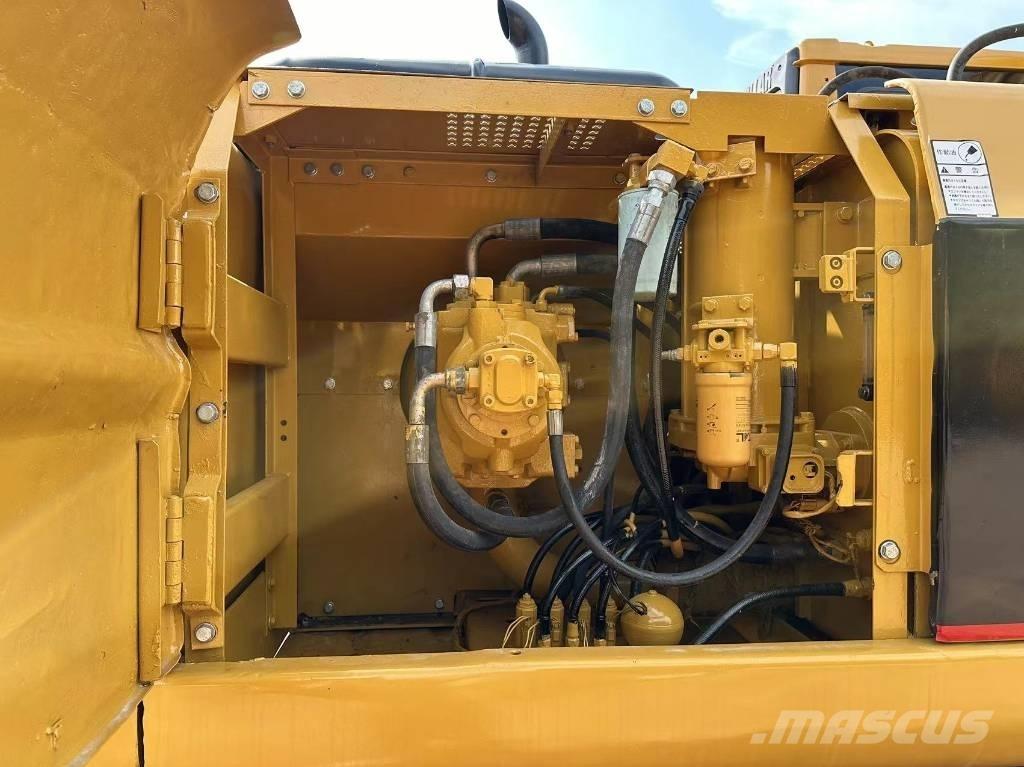 CAT 320 B L Rupsgraafmachines