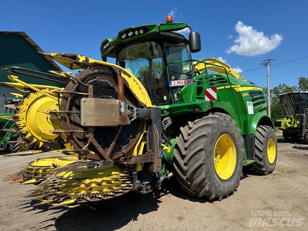 John Deere 8600 Zelfrijdende veldhakselaars