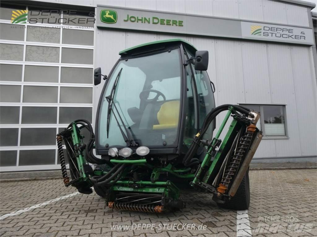 John Deere 8900A Maaiers