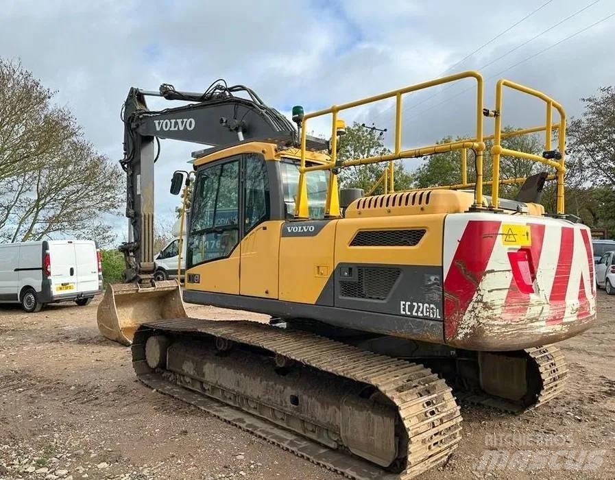 Volvo EC 220 DL Rupsgraafmachines