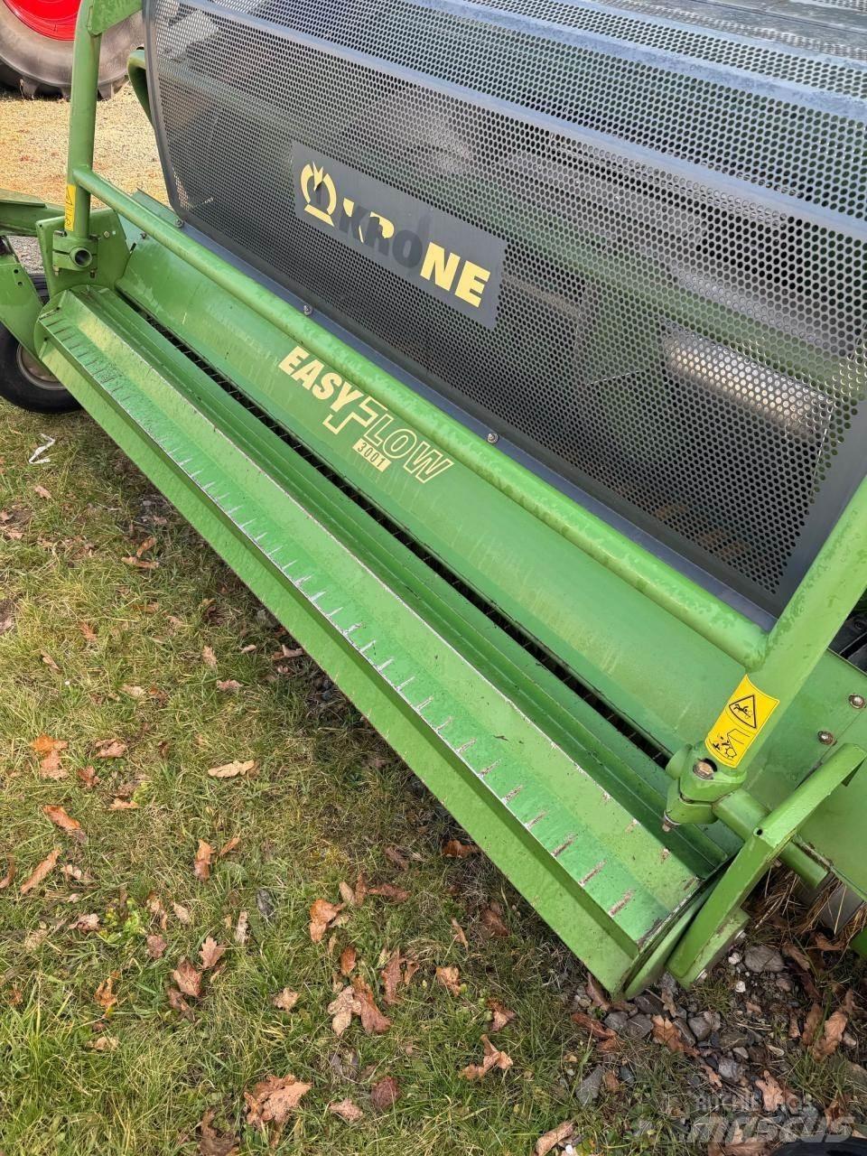 Krone BIG x 700 Zelfrijdende veldhakselaars