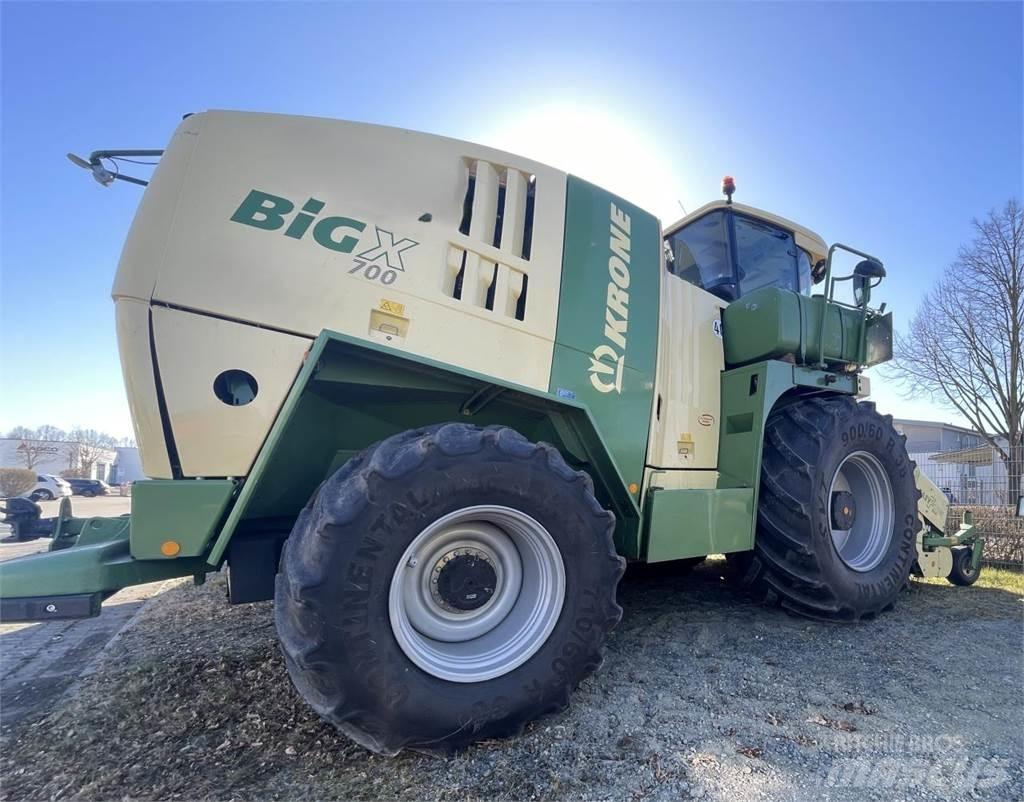 Krone BIG x 700 Zelfrijdende veldhakselaars