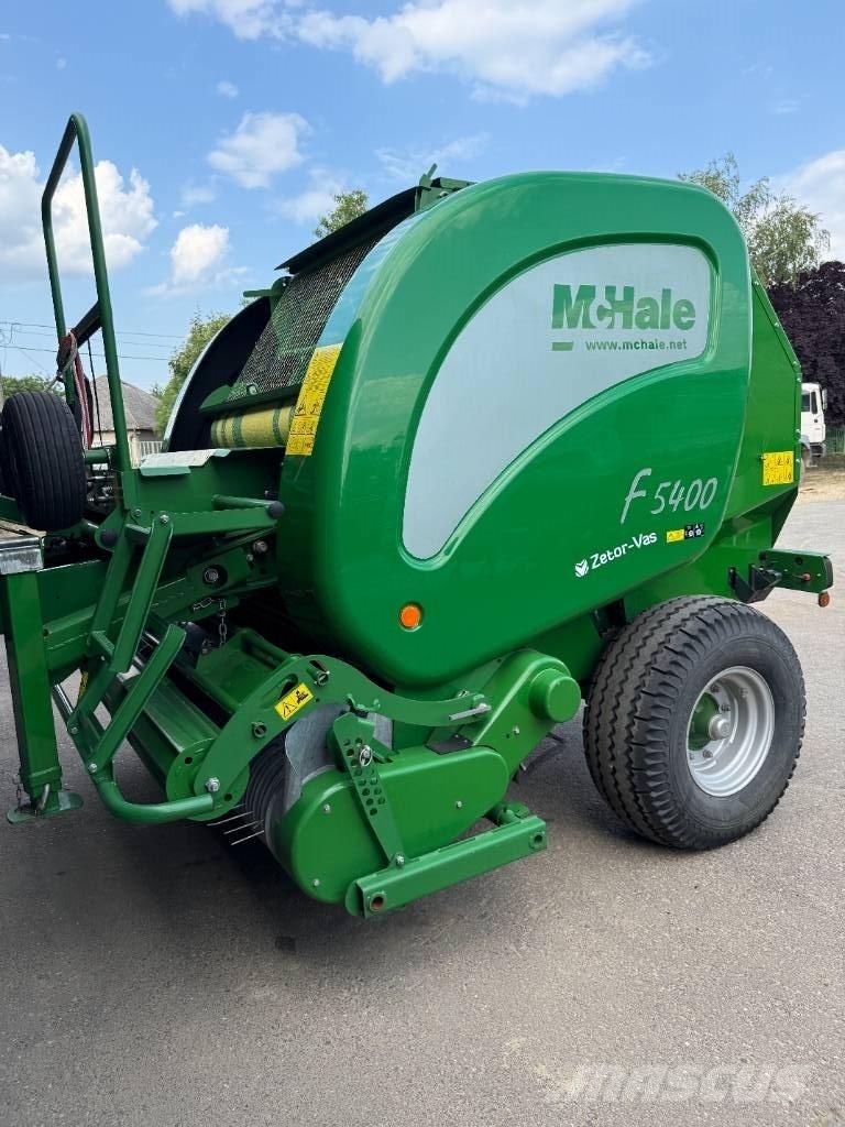 McHale F 5400 Ronde-balenpersen