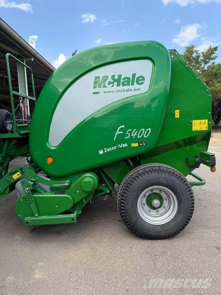 McHale F 5400 Ronde-balenpersen