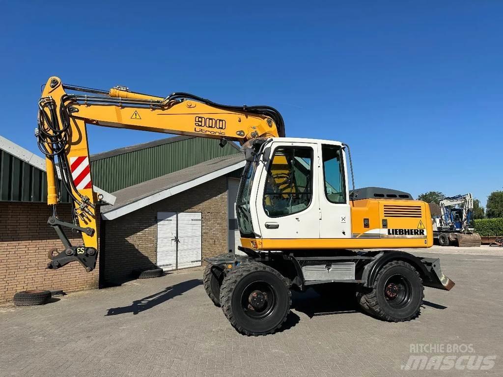 Liebherr A900C Wielgraafmachines
