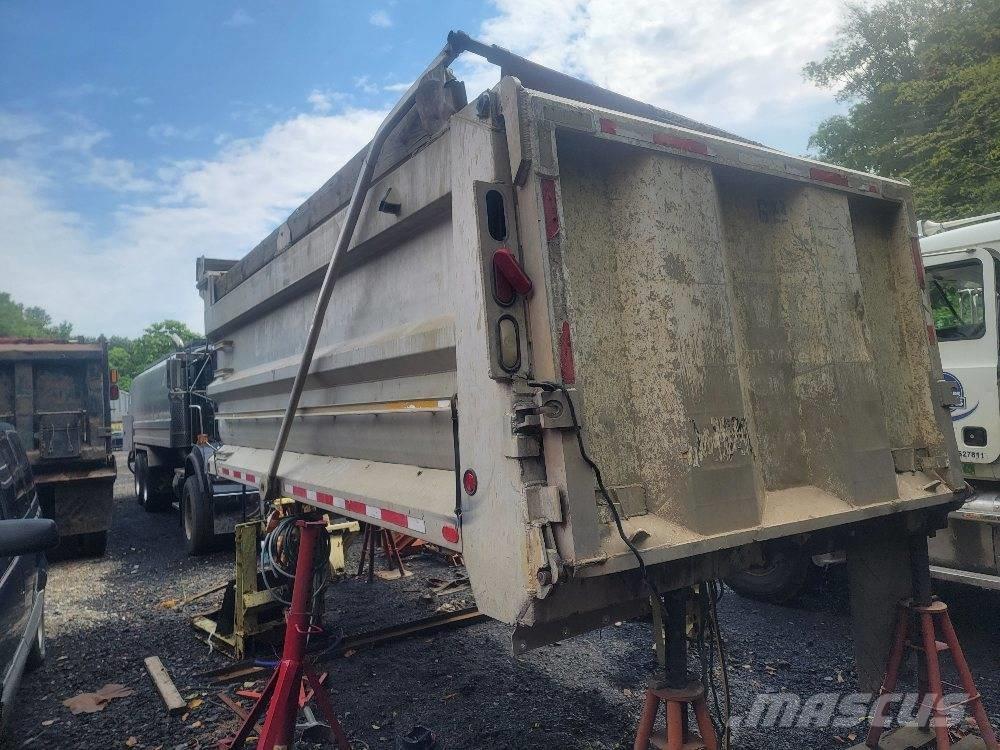  J & J 17' Dump Body Kipper