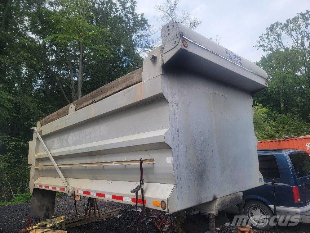  J & J 17' Dump Body Kipper