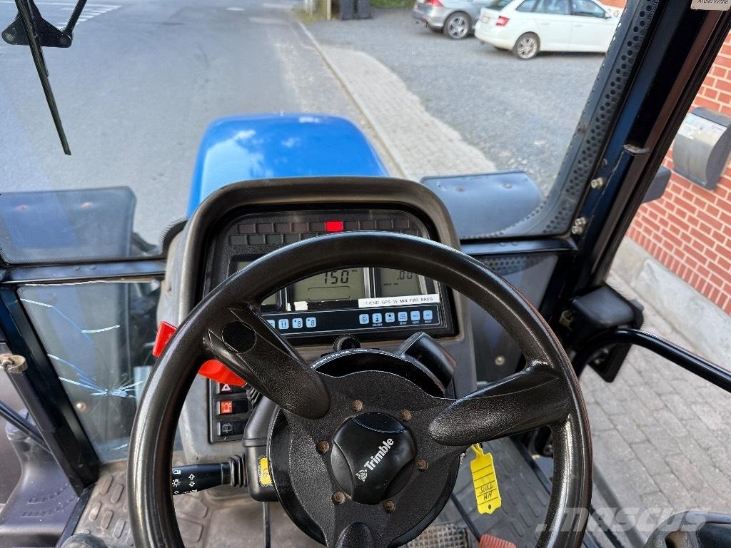 New Holland TM 155 Tractoren