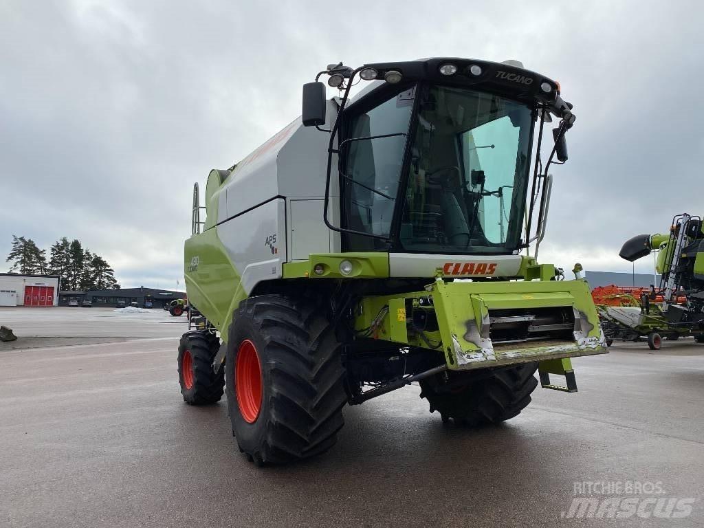 CLAAS Tucano 430 Maaidorsmachines
