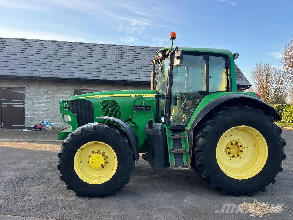 John Deere 6820 Tractoren