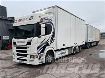 Scania R 500 6X2 Bakwagens met gesloten opbouw