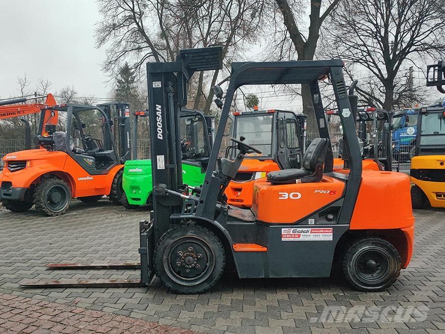 Doosan D30G Diesel heftrucks