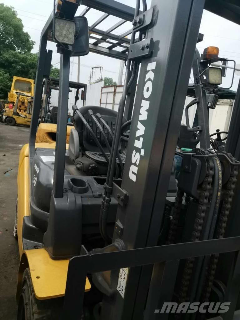 Komatsu 30 Verreikers