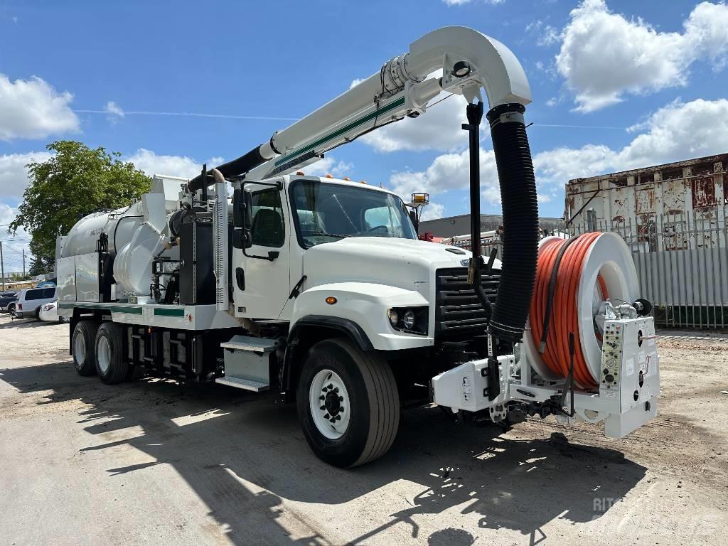 Freightliner 114 SD Kolkenzuigers