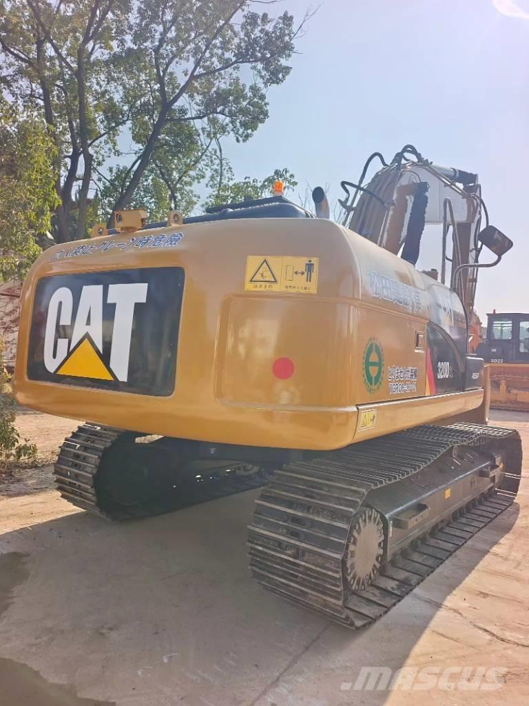 CAT 320 D2L Rupsgraafmachines