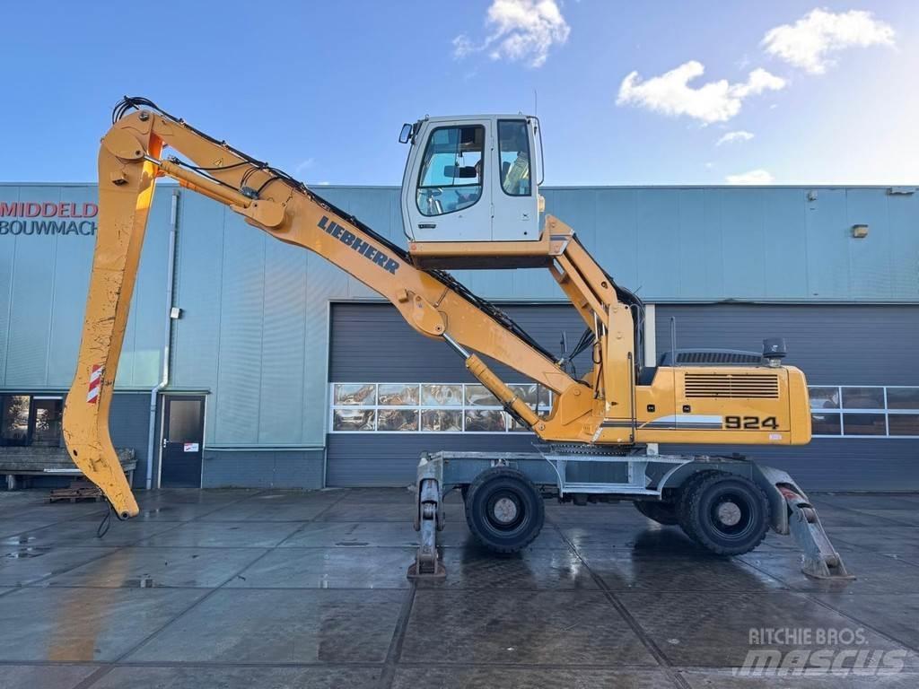 Liebherr A 924 C Waste / industry handlers
