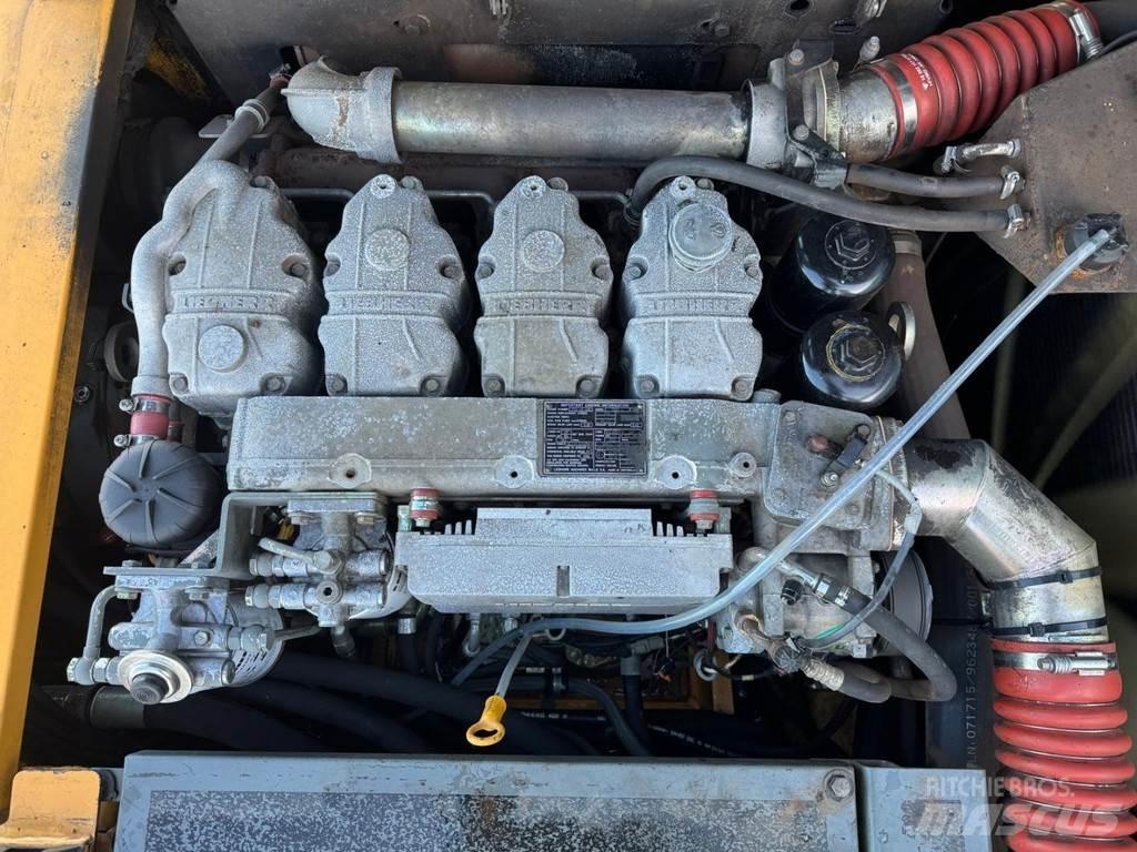 Liebherr A 924 C Waste / industry handlers