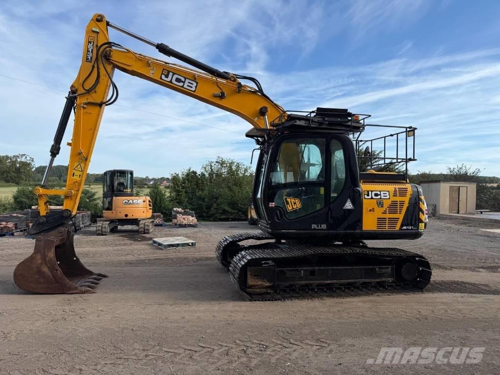 JCB JS 131 Rupsgraafmachines