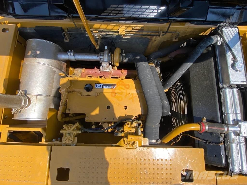 CAT CAT320 D2 Rupsgraafmachines