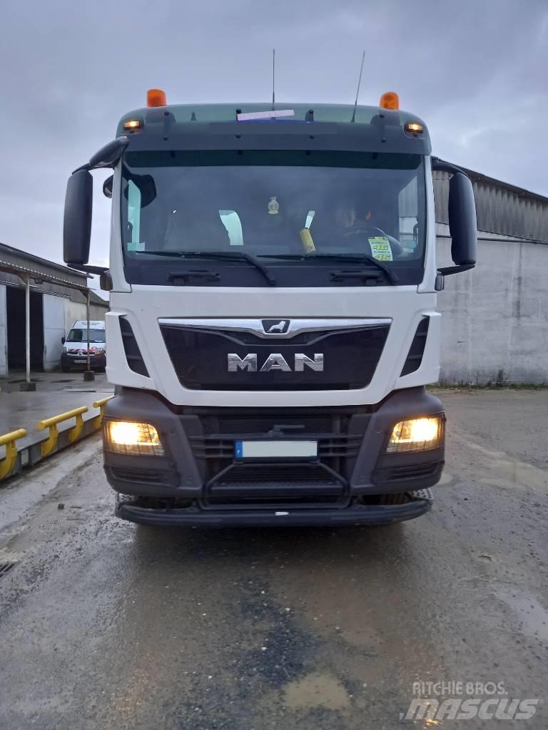 MAN TGS 32.430 Betonmixers en pompen
