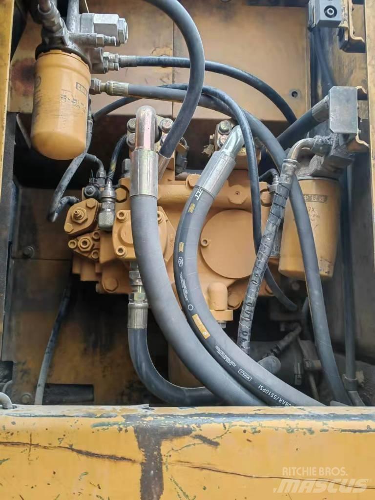 CAT 320 C U Rupsgraafmachines