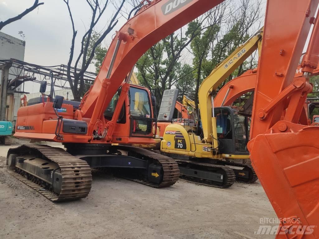 Doosan dx300 Rupsgraafmachines