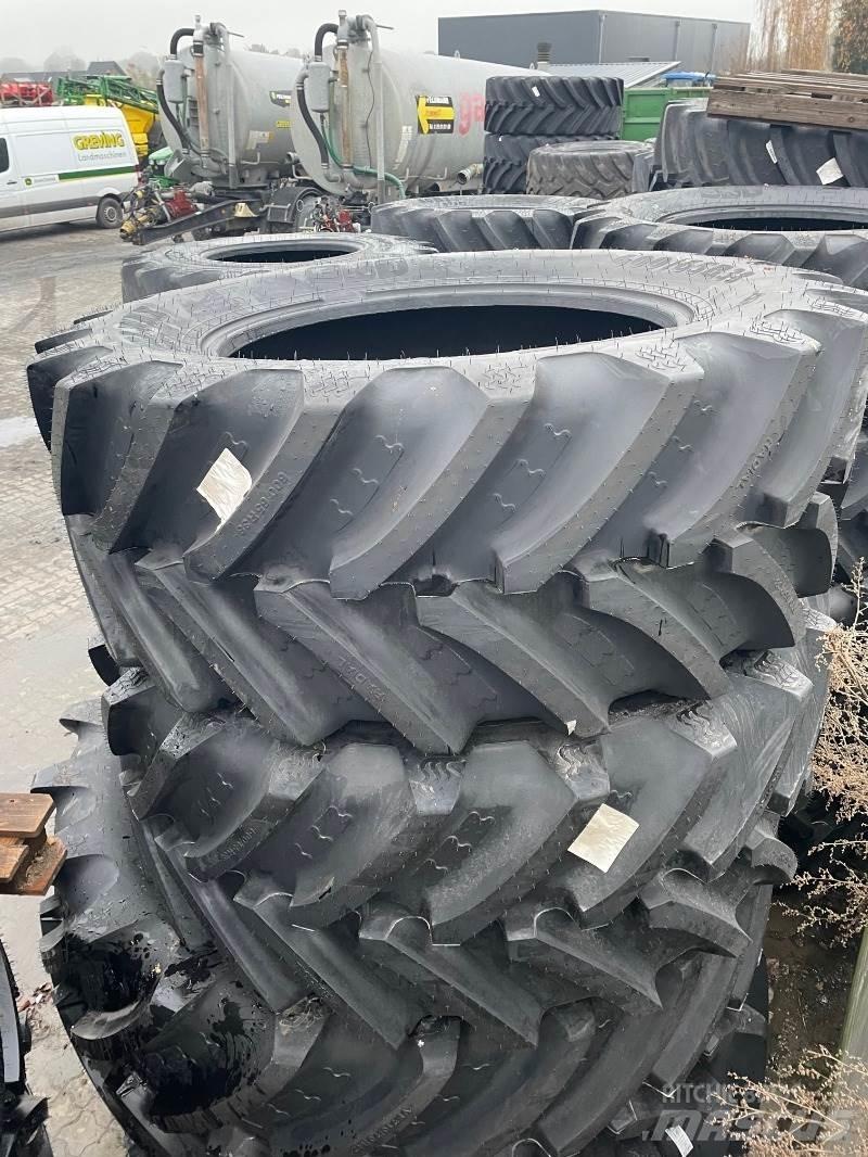 BKT 600/65R38 Banden, wielen en velgen