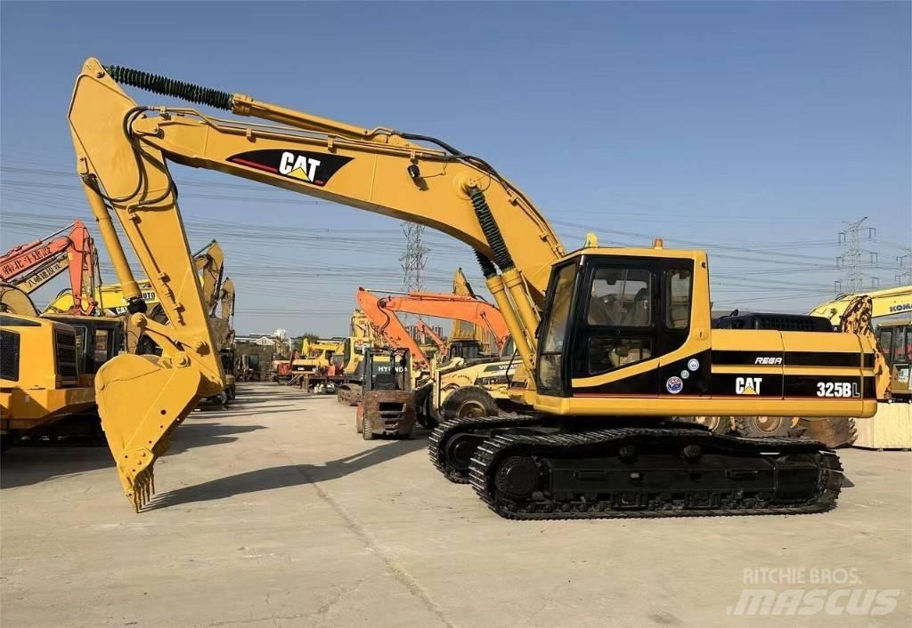 CAT 325 B L Rupsgraafmachines