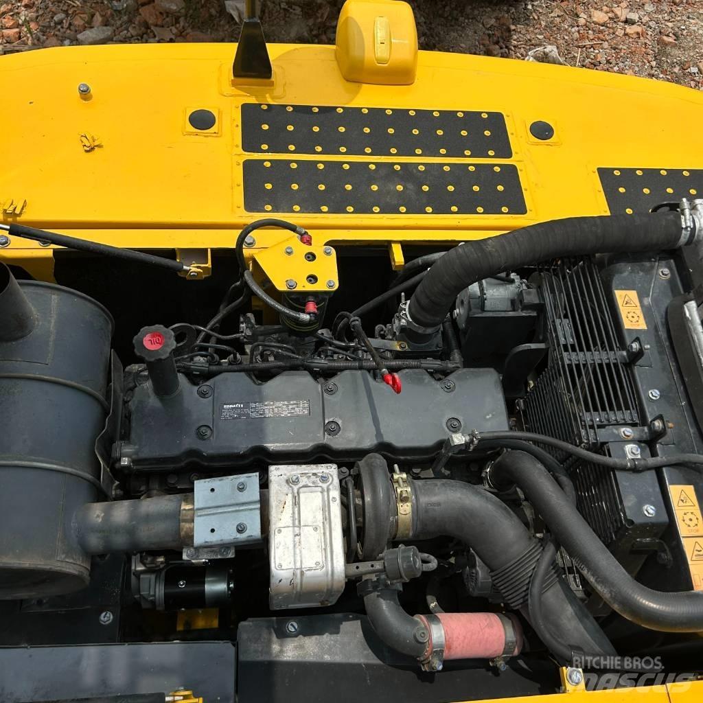 Komatsu 240-8 Rupsgraafmachines