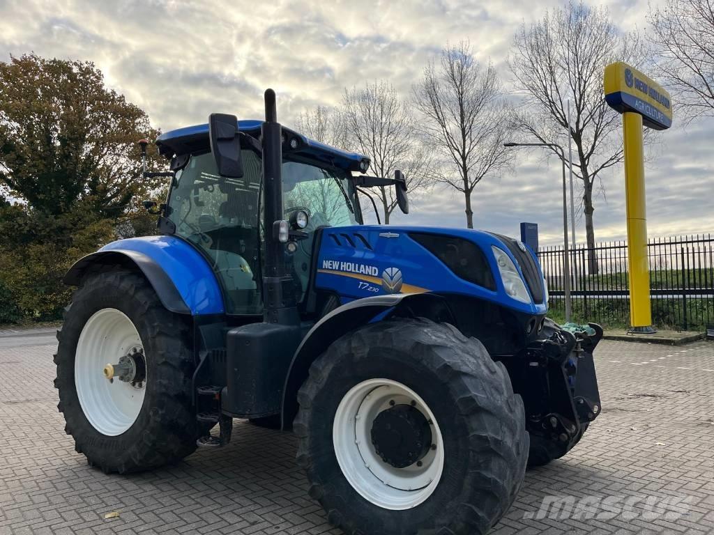 New Holland T 7.230 Tractoren