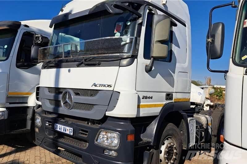 Mercedes-Benz 2644 Anders