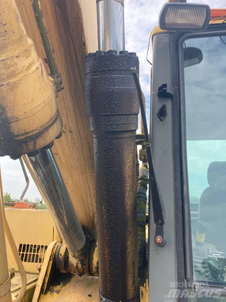 Komatsu PW 170 Wielgraafmachines
