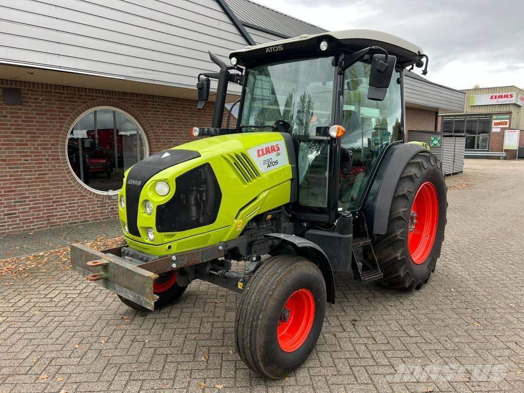 CLAAS Atos 230 Tractoren