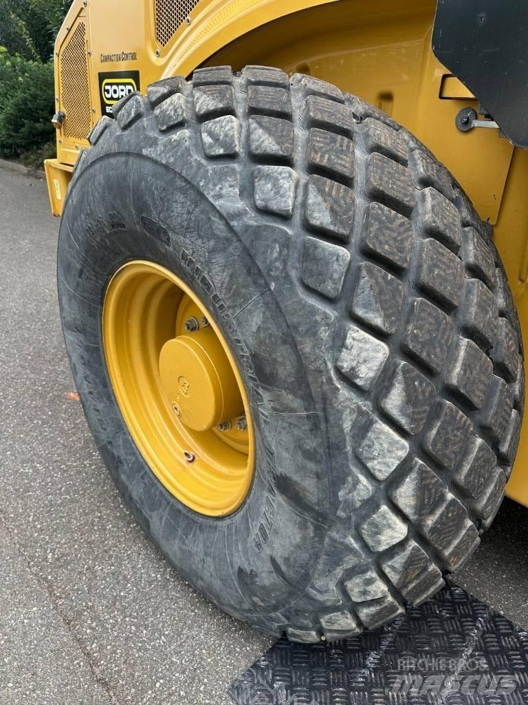 CAT CS 66 B Trilrolwalsen
