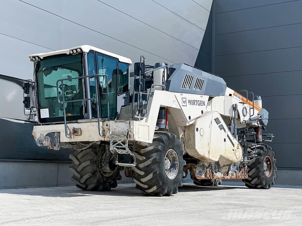 Wirtgen WR 240I Asfalt recyclers