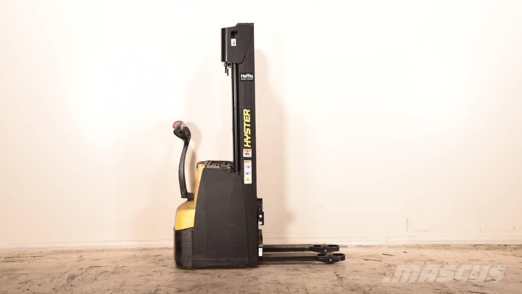 Hyster S1.2-24 Meeloop stapelaar