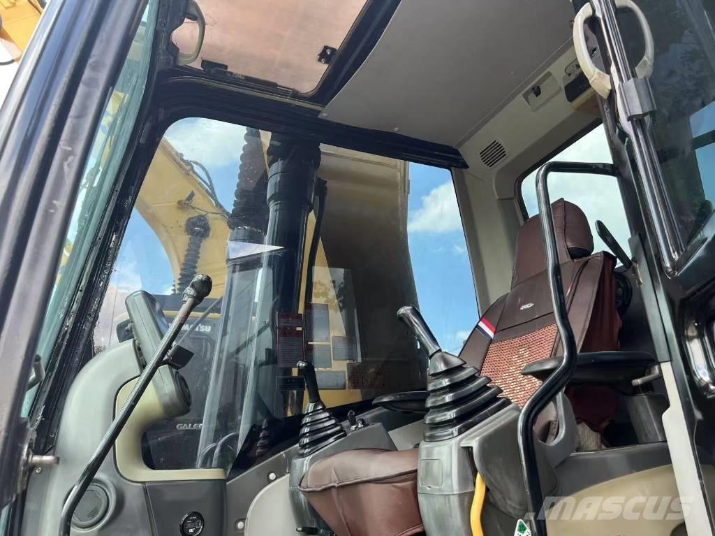 CAT 323DL Rupsgraafmachines