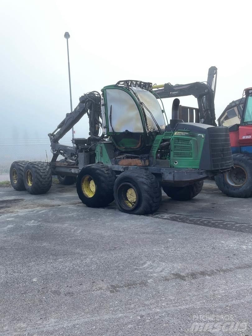 John Deere 1210E Uitrijwagens