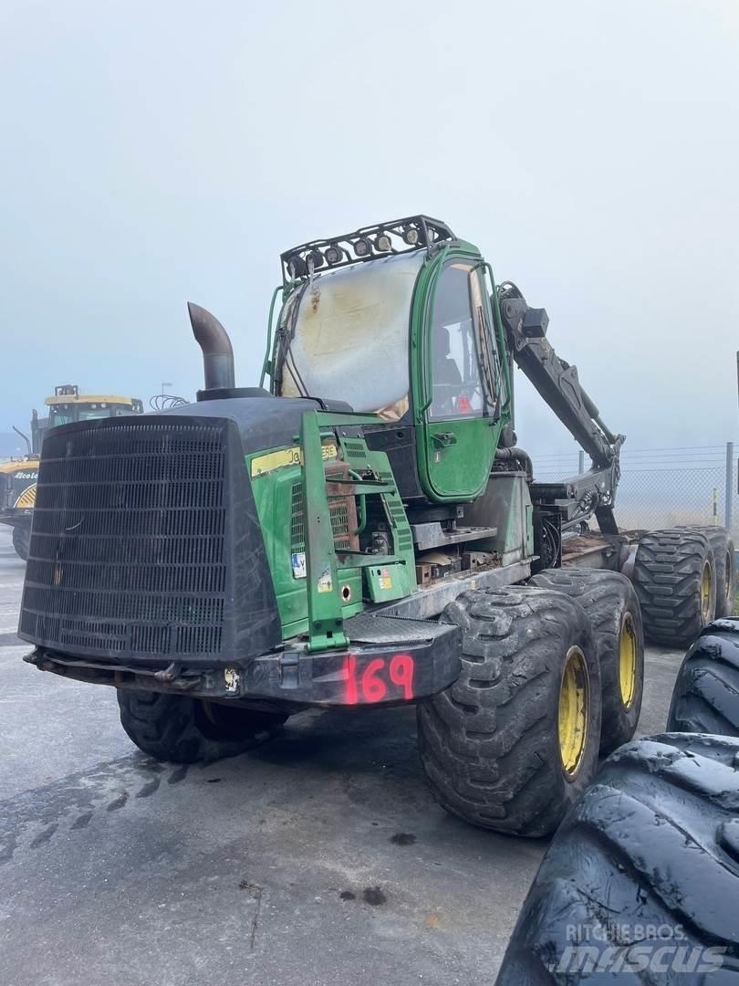 John Deere 1210E Uitrijwagens