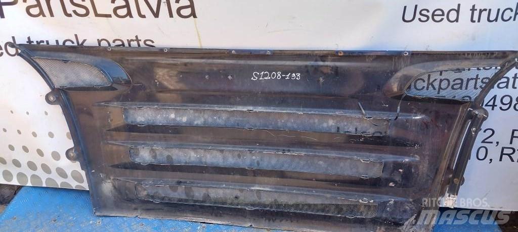 Scania 94 D.   1880736 Cabine en interieur