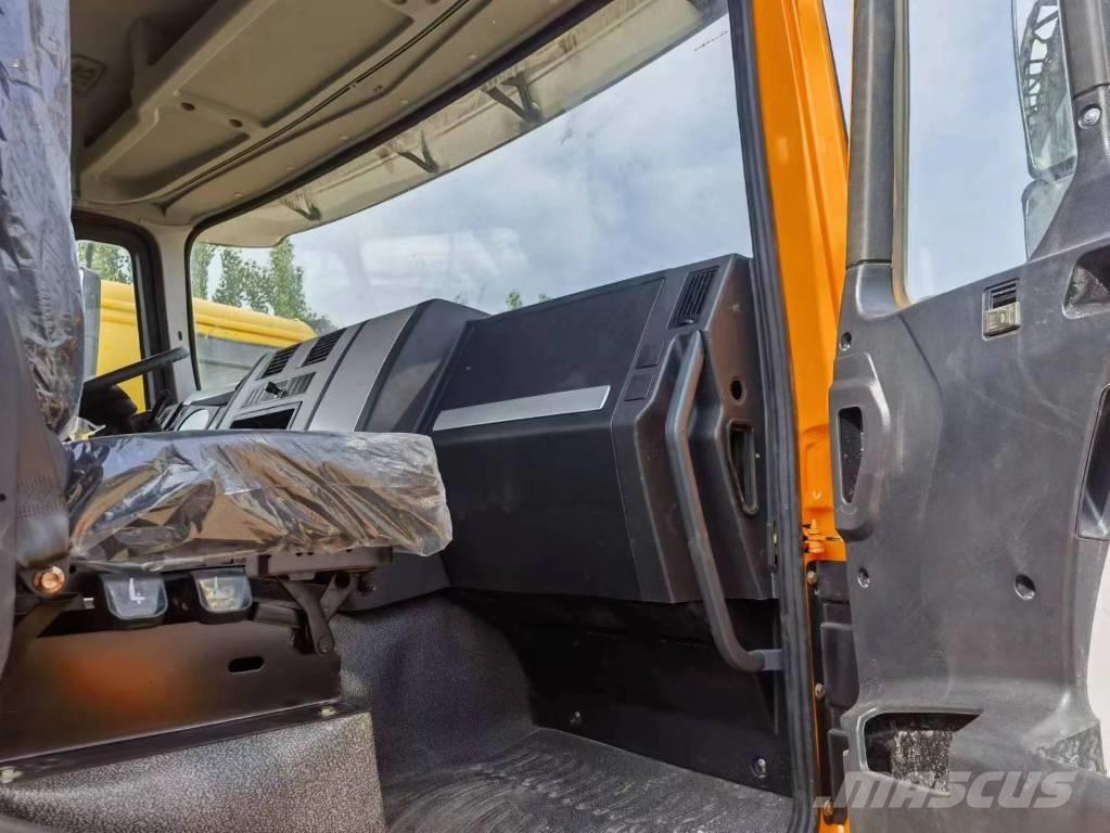 Shacman F3000 6x4 Trekkers