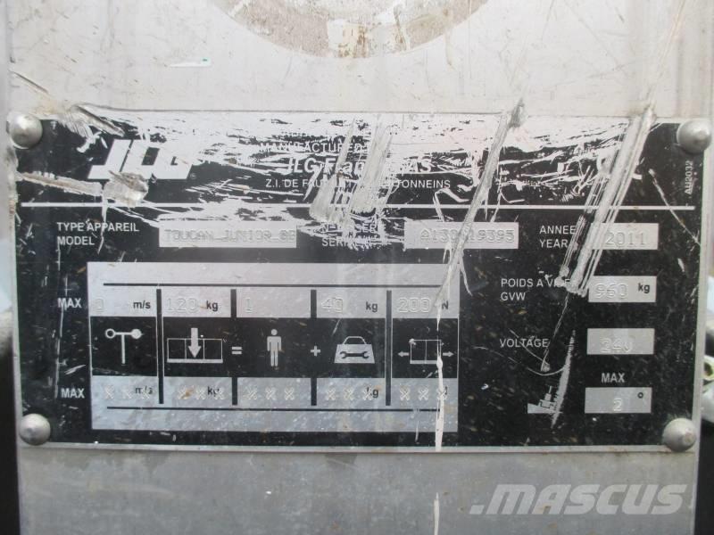 JLG Toucan Junior 8 Personenliften en invalideliften