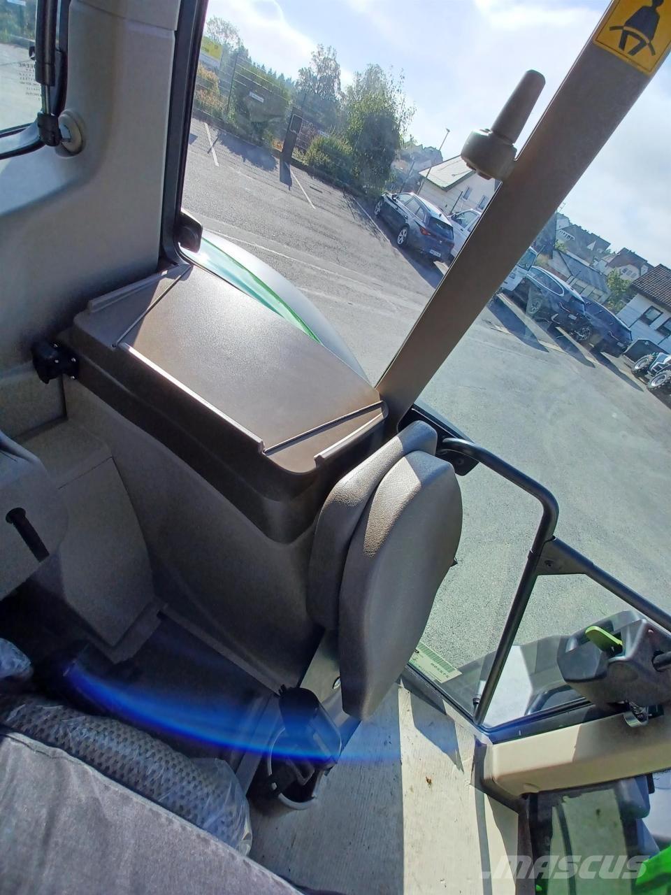 John Deere 6110M Tractoren