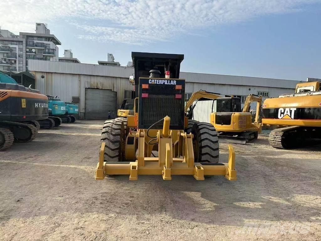 CAT 140 H Graders