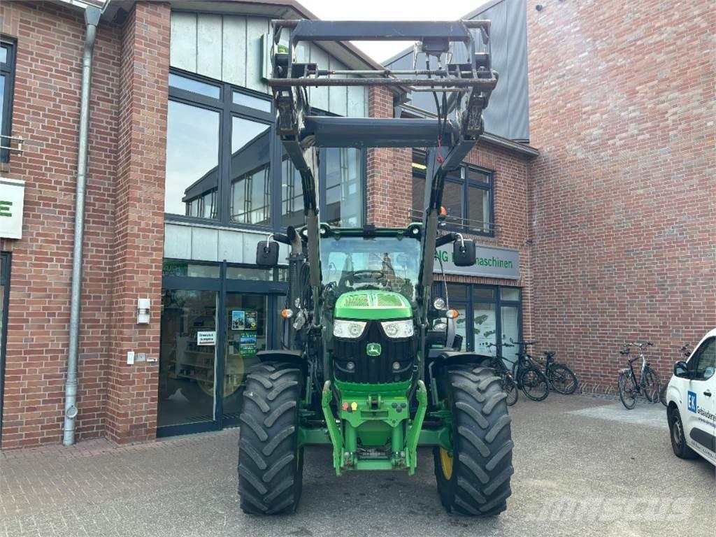 John Deere 6140R Tractoren