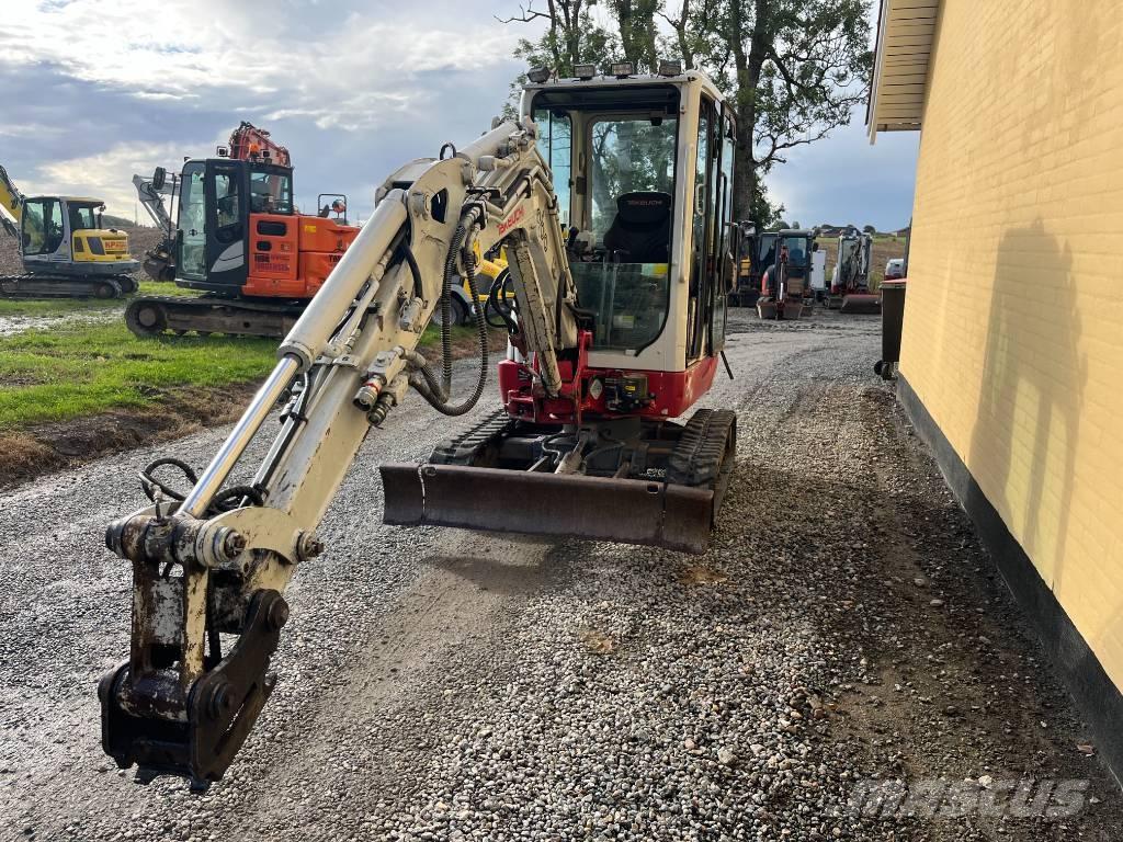 Takeuchi TB 225 Minigraafmachines < 7t