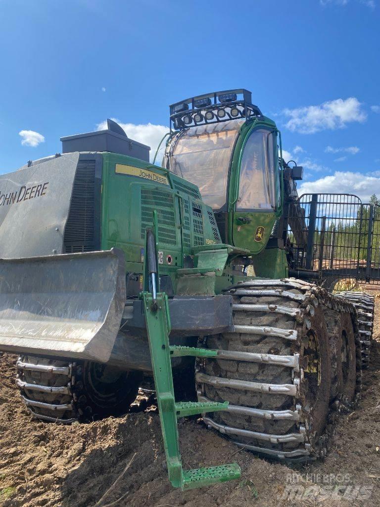 John Deere 1910G Uitrijwagens