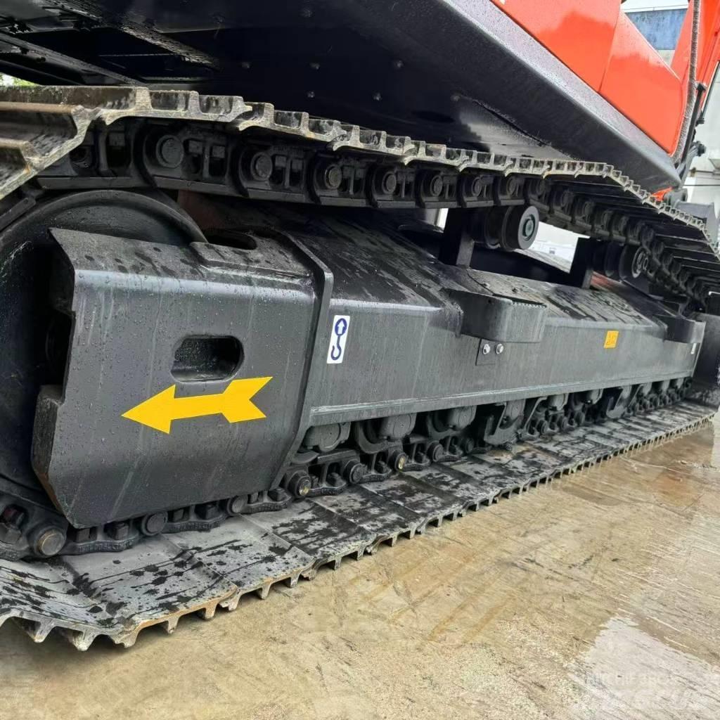 Doosan DX 225 LCA Rupsgraafmachines