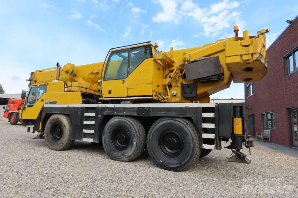 Liebherr LTM 1055-1 Kranen voor alle terreinen