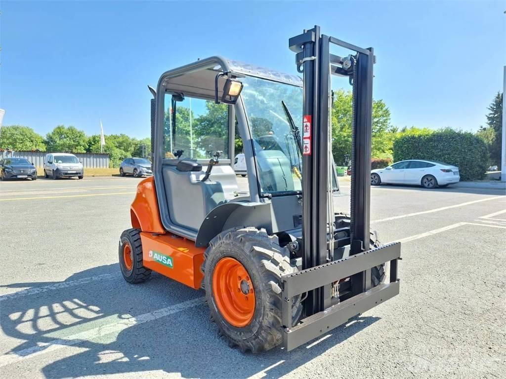 Ausa C150H Vorkheftruck voor zwaar terrein
